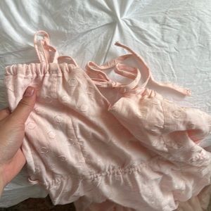 Lulu’s pink dress